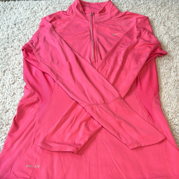 Nike Tops - Nike Dri Fit Women’s Pink Long Sleeve Shirt Size Medium